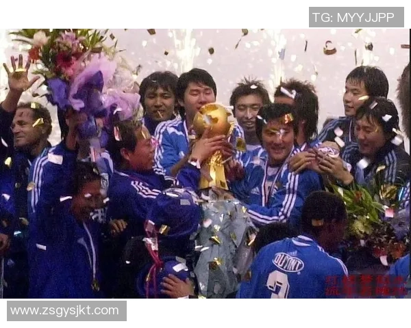 深圳足球队防守革新之路:从传统到现代的变革与挑战分析 深圳足球队防守革新之路:从传统到现代的变革与挑战分析